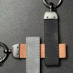 جاسوئیچی خودرو ام آر جی مدل 212 – استایل و کیفیت برتر