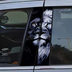 نمایی از برچسب ستون خودرو توییجین و موییجین طرح شیر – بسته 2 عددی