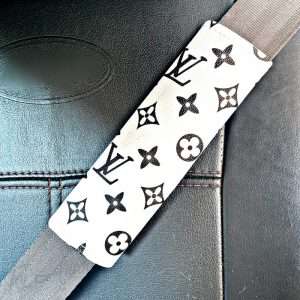 روکش فرمان تاج آریان مدل ال وی + کاور کمربند، لوکسی و مقاوم