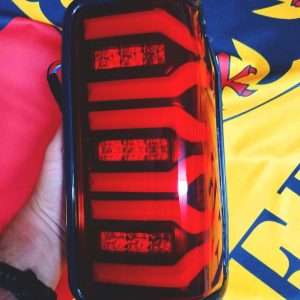 تصویر محصول: چراغ خطر عقب مدل FORED مناسب نیسان وانت – بسته 2 عددی