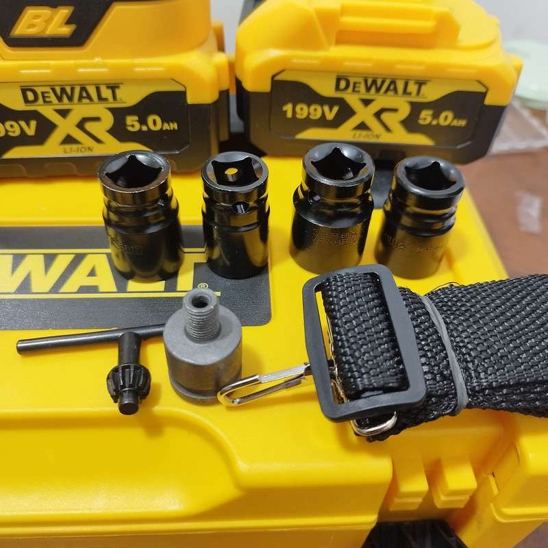 آچار بکس شارژی دیوالت مدل UFD124