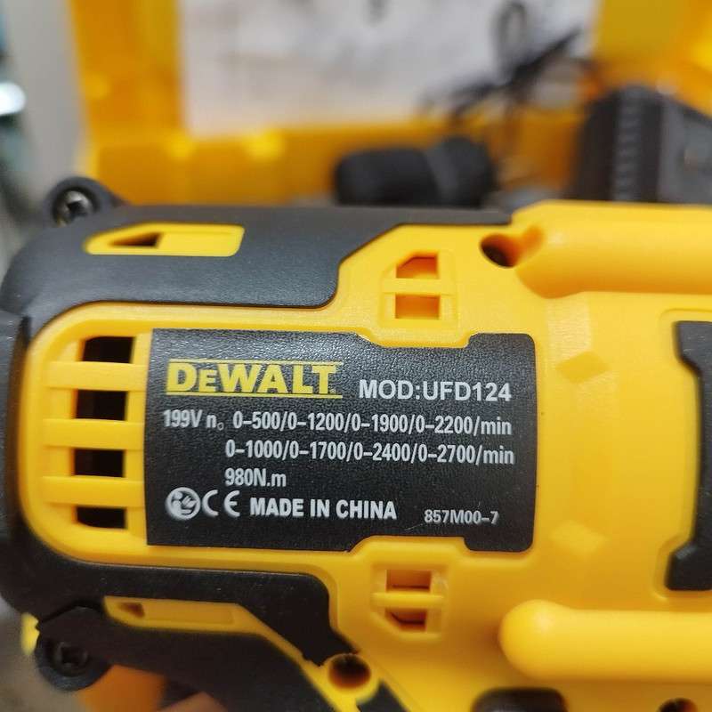 آچار بکس شارژی دیوالت مدل UFD124