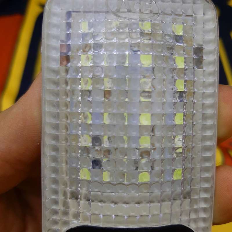 چراغ اس ام دی سقف خودرو مدل peg26 مناسب برای پژو 206