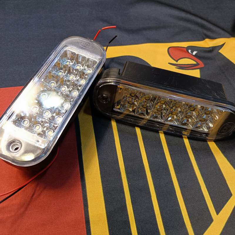 تصویر محصول: چراغ راهنما داخل سپر جلو پراید صبا مدل 18TA-SMD – مجموعه دو عددی