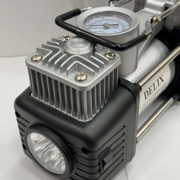 تصویر محصول: پمپ باد فندکی دلیکس مدل SILV12V – کارایی بالا در سفرها