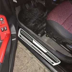 عکس دقیق برچسب پارکابی خودرو کد S16 – بسته 4 عددی مناسب برلیانس H220 برای مشاهده