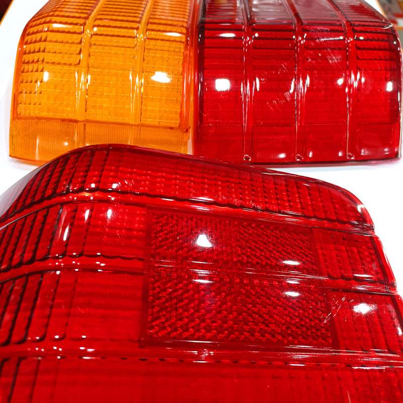 طلق چراغ خطر عقب خودرو مدل KORE مناسب برای پراید هاچبک نسیم بسته 2 عددی