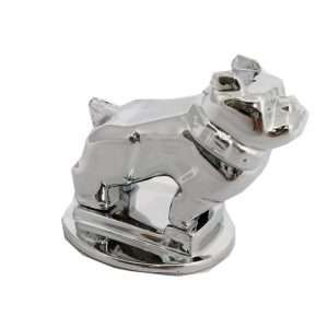 عکس دقیق آرم خودرو طرح سگ ماک – تزئین خاص و منحصر به فرد خودرو برای مشاهده