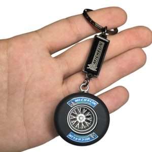 جاسوئیچی لاستیکی خودرو طرح لاستیک مدل M1 | مناسب برای هیوندای سوناتا