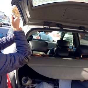 جک صندوق عقب خودروی نیسان مورانو مدل 2002 الی 2008 اصل و اورجینال ترکیه بسته تک عددی (باید دو عدد سفارش دهید)